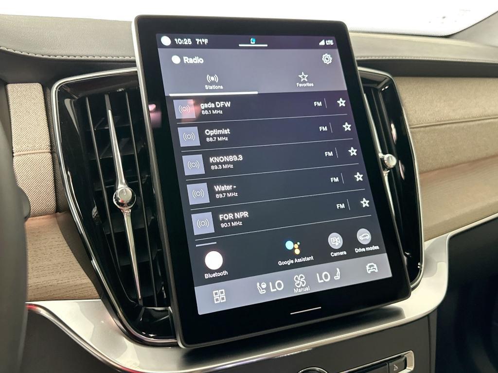 new 2025 Volvo XC90 Plug-In Hybrid car, priced at $74,485