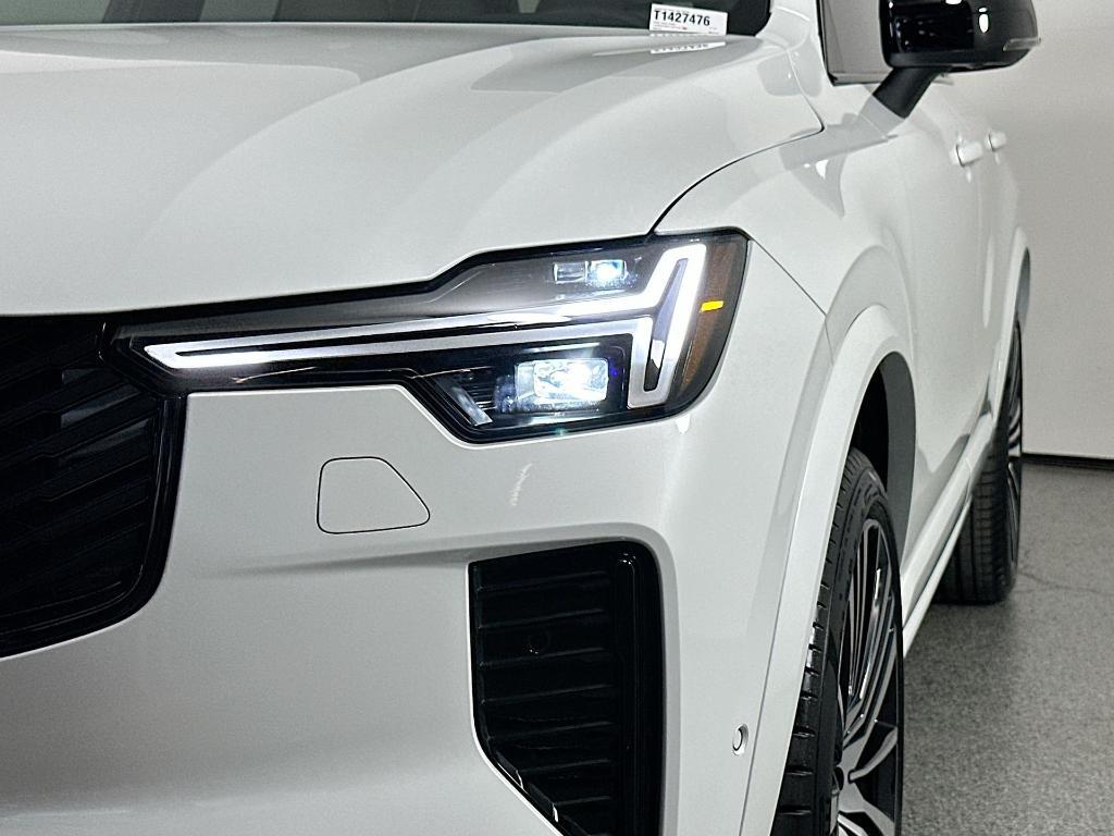 new 2026 Volvo XC90 car, priced at $85,300