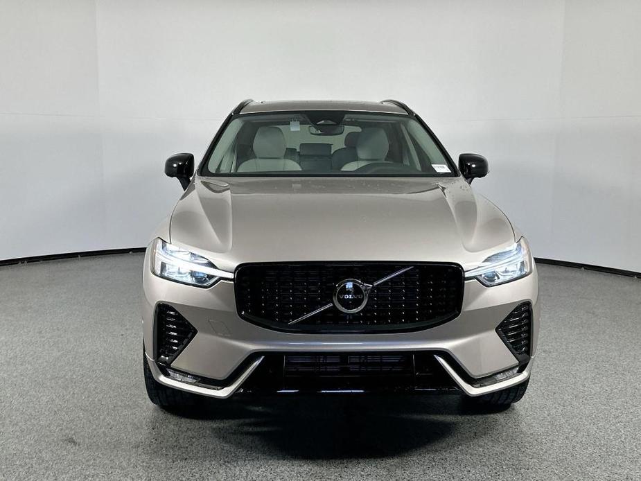 new 2025 Volvo XC60 car, priced at $52,585