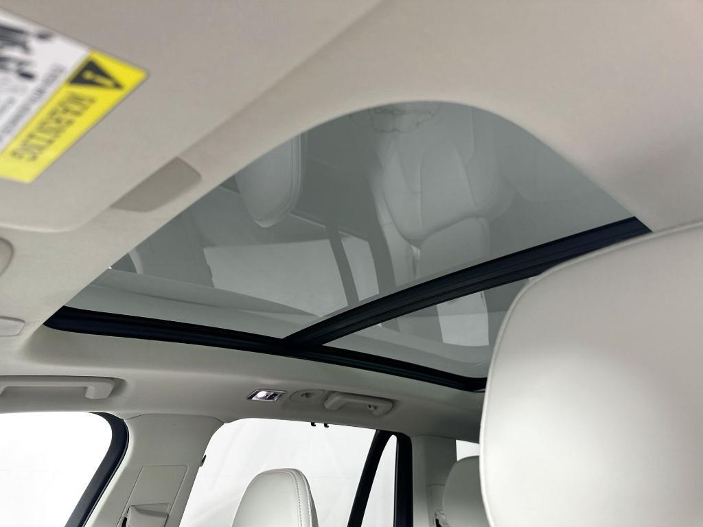 used 2022 Volvo XC90 Recharge Plug-In Hybrid car, priced at $53,991