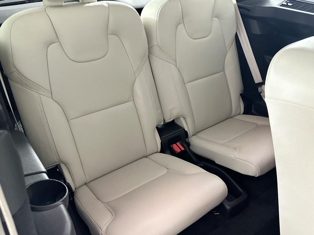 used 2022 Volvo XC90 Recharge Plug-In Hybrid car, priced at $49,991