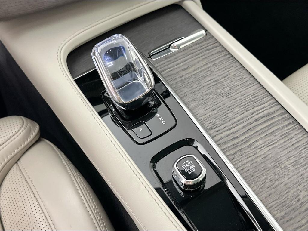 used 2022 Volvo XC90 Recharge Plug-In Hybrid car, priced at $53,991