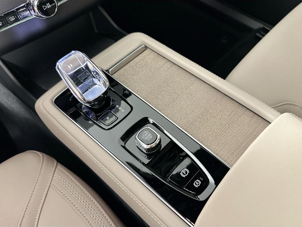 new 2026 Volvo XC90 car, priced at $71,825