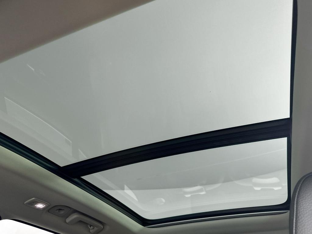 new 2025 Volvo XC90 car, priced at $68,065