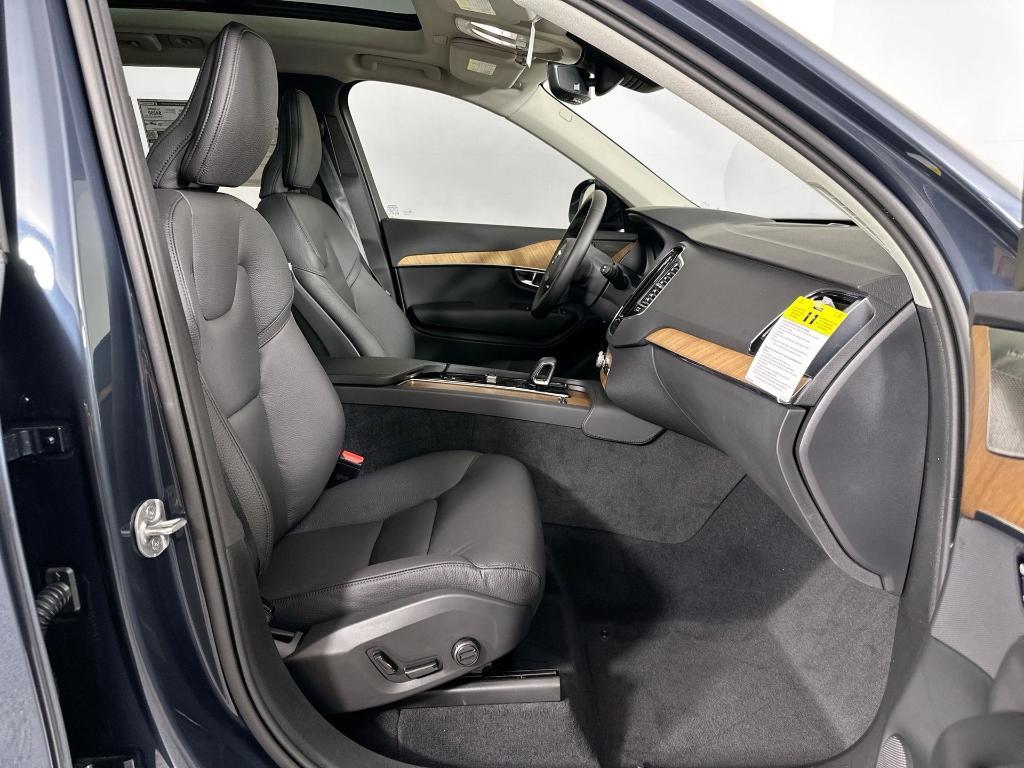 new 2025 Volvo XC90 car, priced at $68,065