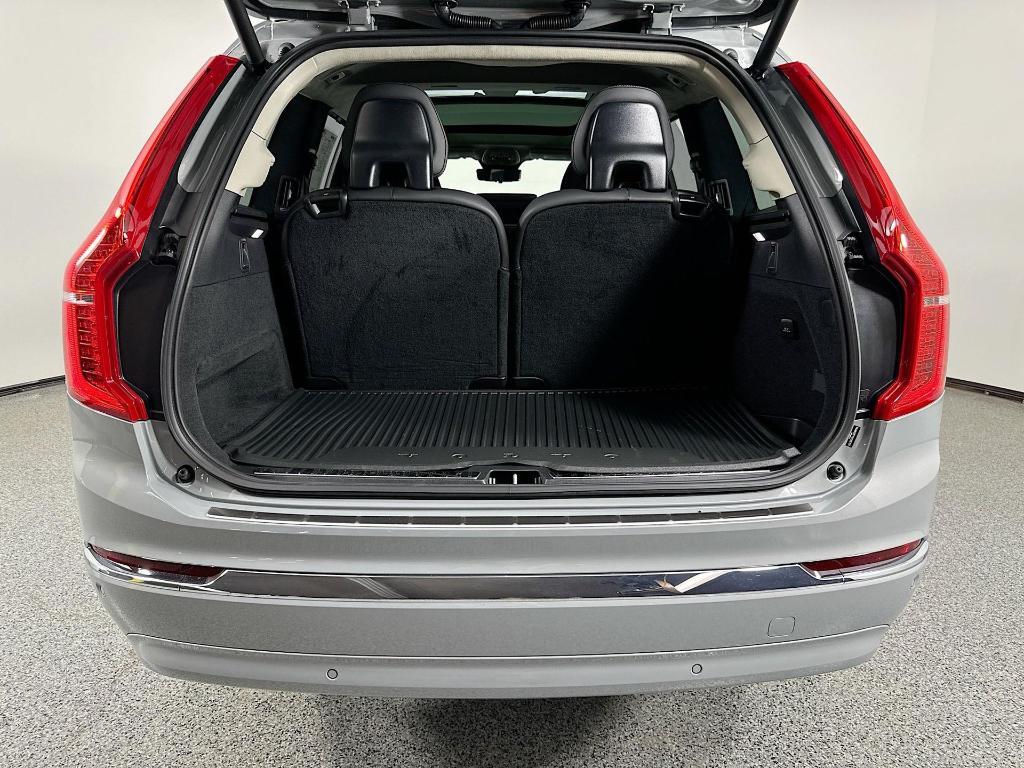 new 2025 Volvo XC90 car, priced at $69,114