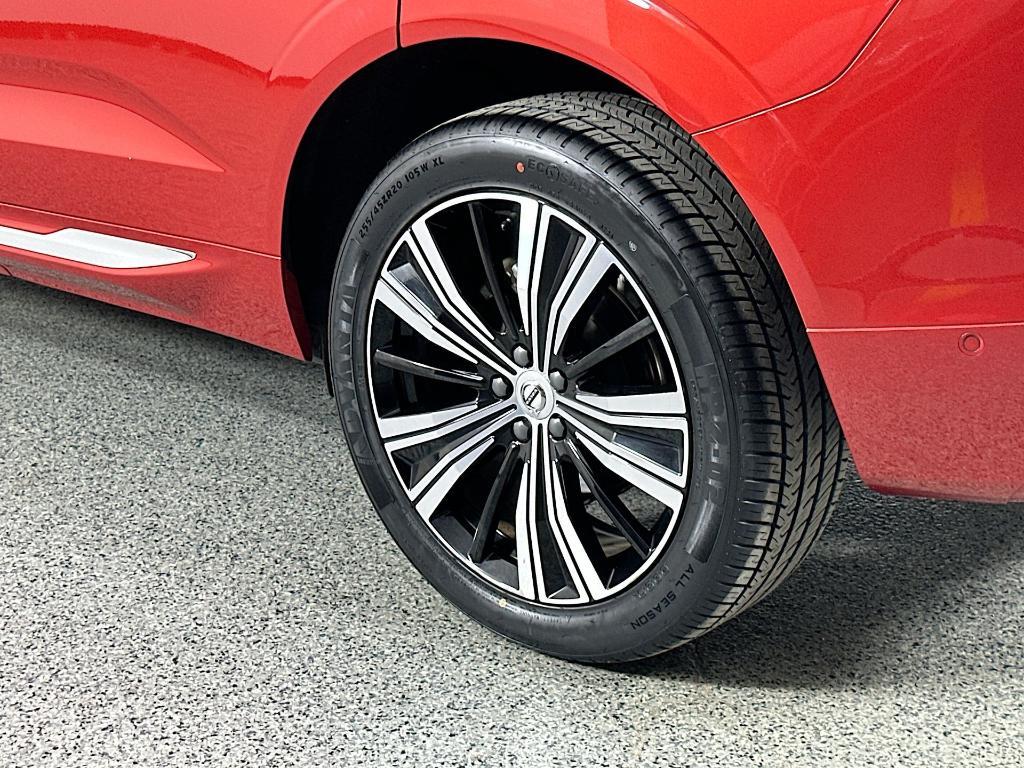 used 2023 Volvo XC60 car, priced at $37,991
