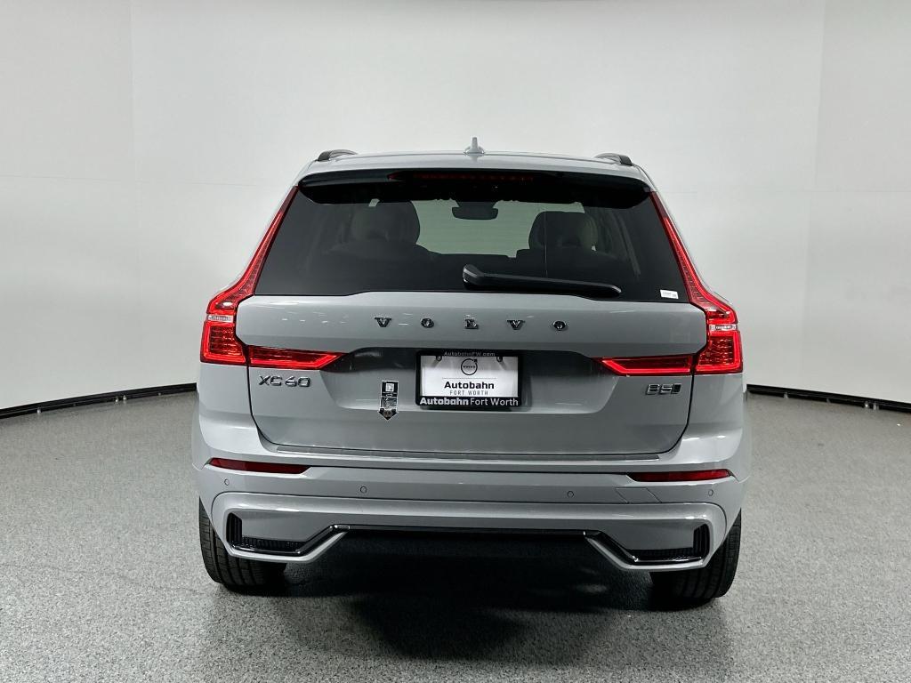 new 2025 Volvo XC60 car, priced at $52,585