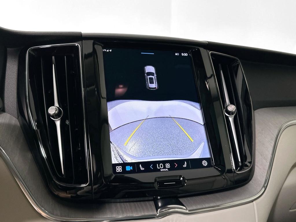 new 2025 Volvo XC60 car, priced at $47,085