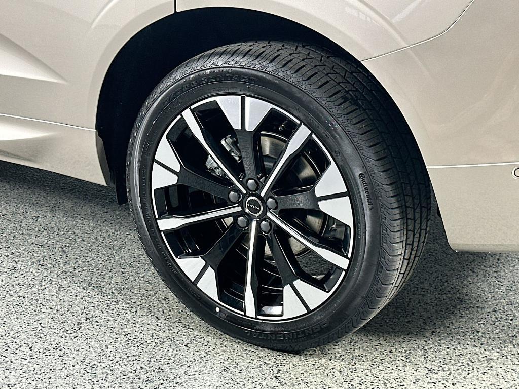 new 2026 Volvo XC60 car, priced at $56,485