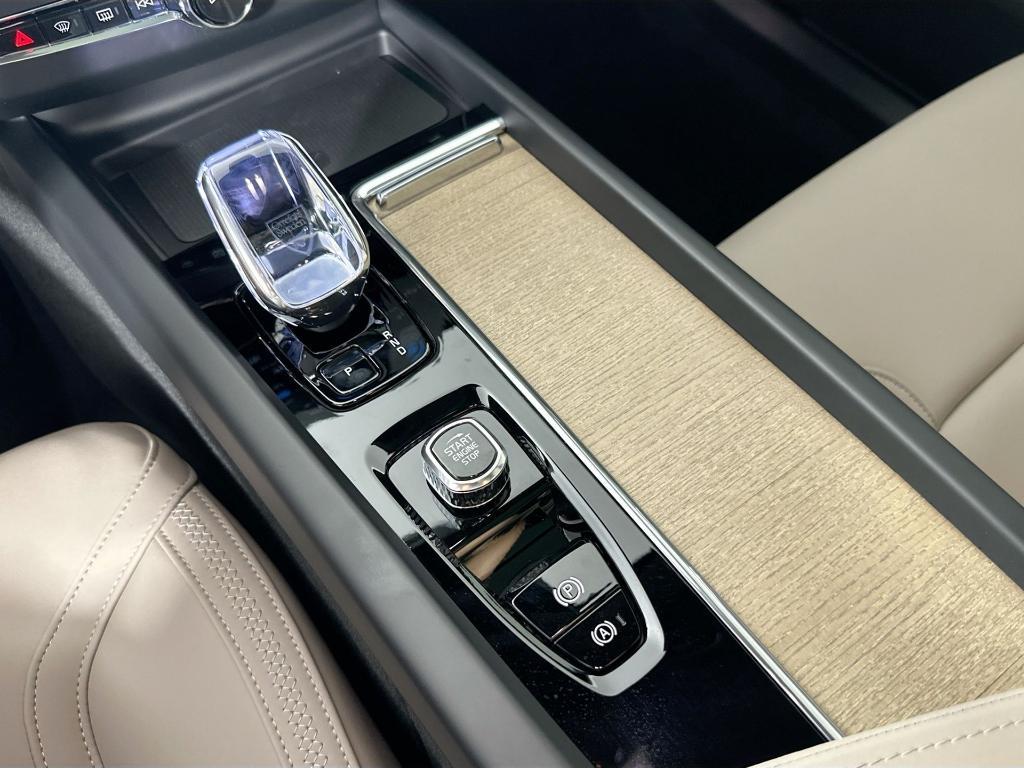 new 2026 Volvo XC60 car, priced at $56,485