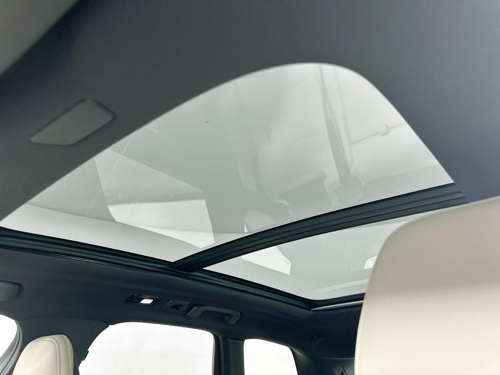 new 2026 Volvo XC60 car, priced at $56,485