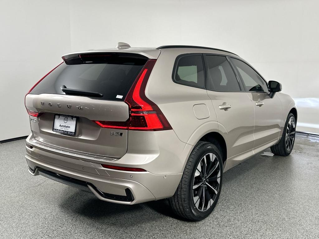 new 2026 Volvo XC60 car, priced at $56,485