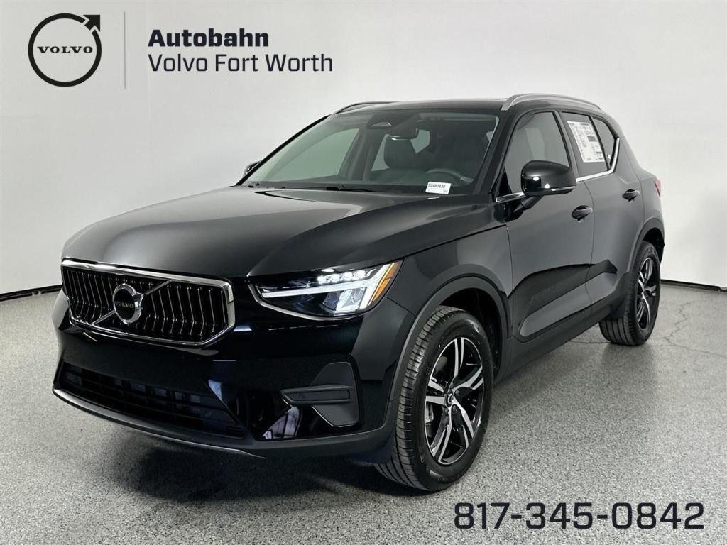 new 2025 Volvo XC40 car, priced at $44,000