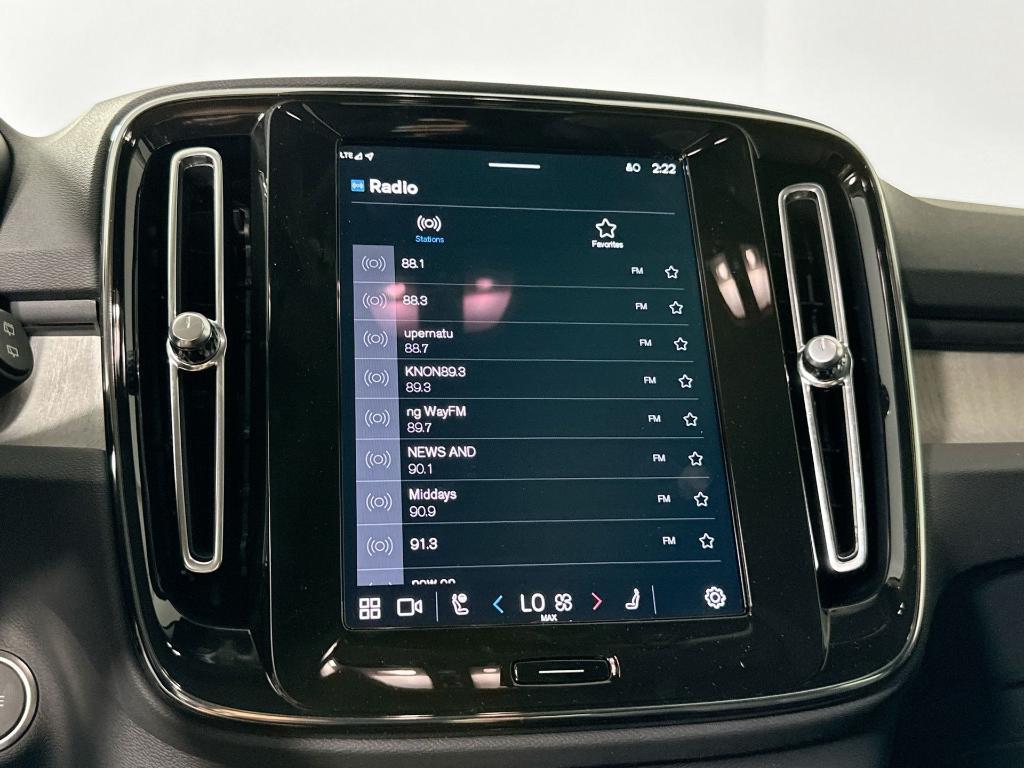 new 2025 Volvo XC40 car, priced at $44,000
