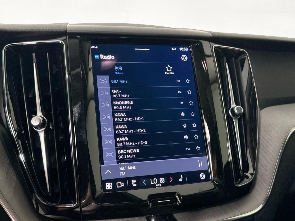new 2025 Volvo XC60 car, priced at $53,560