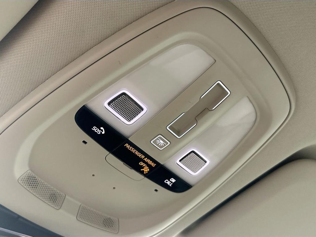used 2022 Volvo XC60 car, priced at $29,751