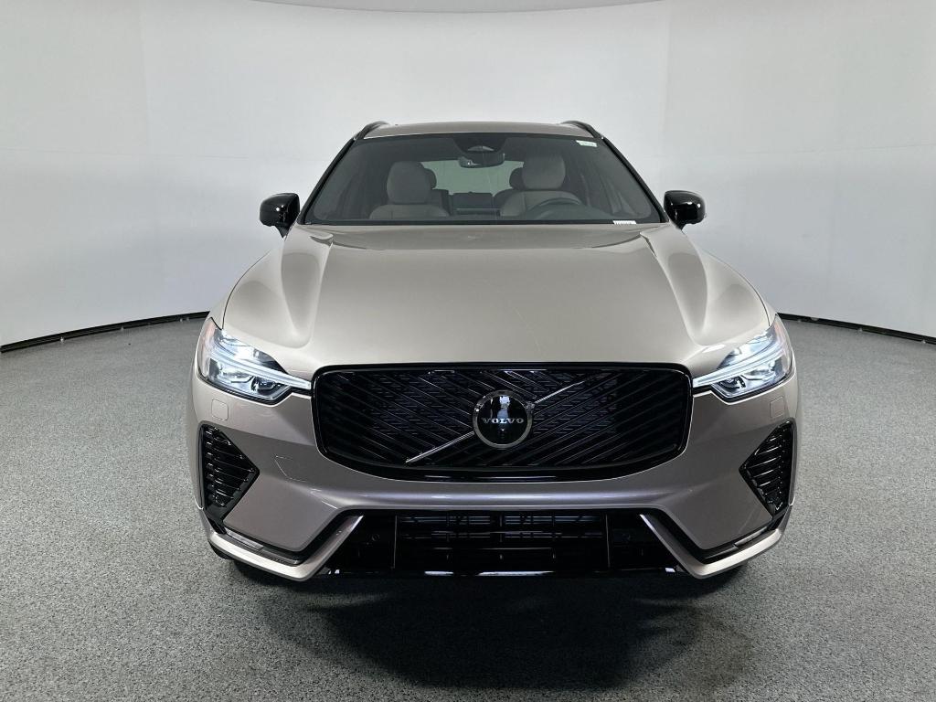 new 2026 Volvo XC60 car, priced at $57,985