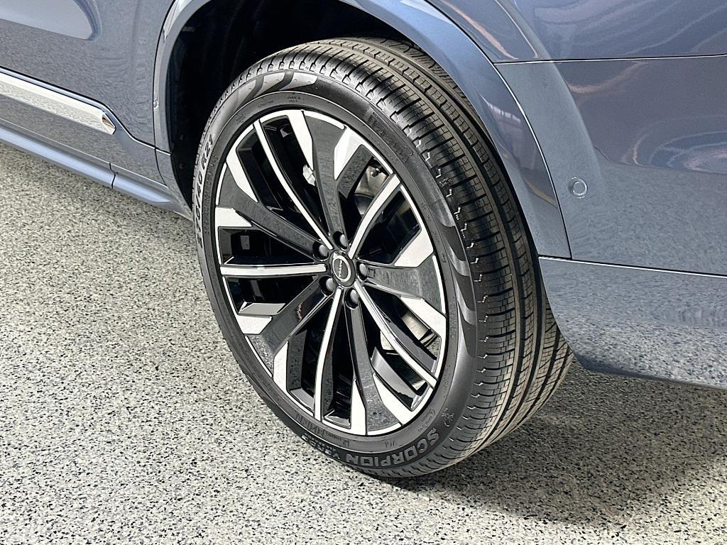 new 2026 Volvo XC90 car, priced at $75,155