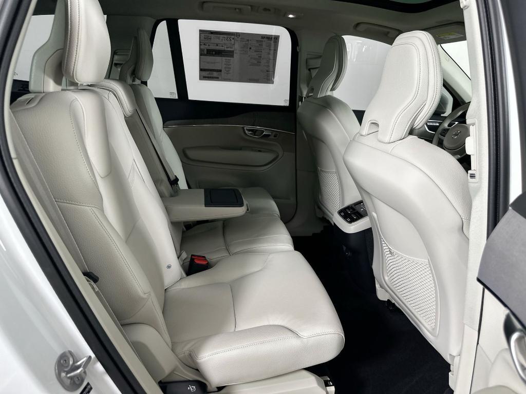 new 2025 Volvo XC90 car, priced at $65,765