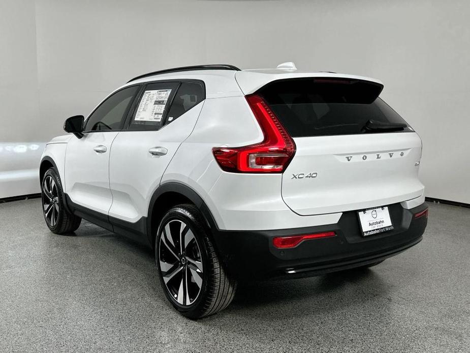 new 2025 Volvo XC40 car, priced at $49,500