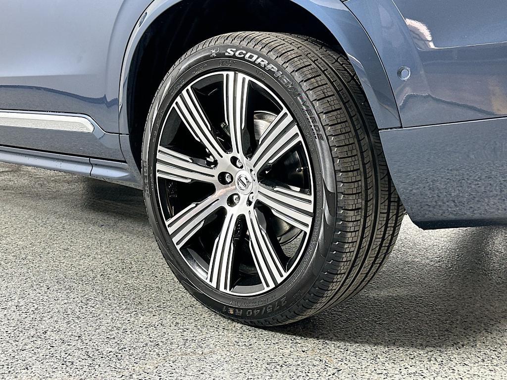 new 2025 Volvo XC90 car, priced at $71,442