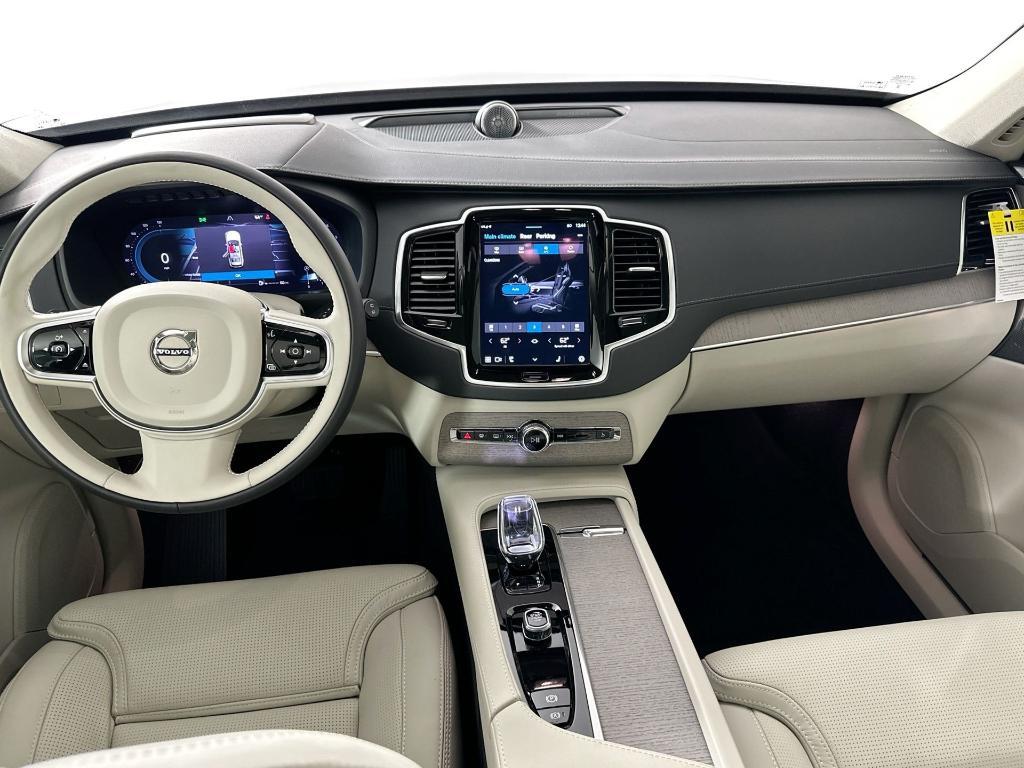 new 2025 Volvo XC90 car, priced at $71,442