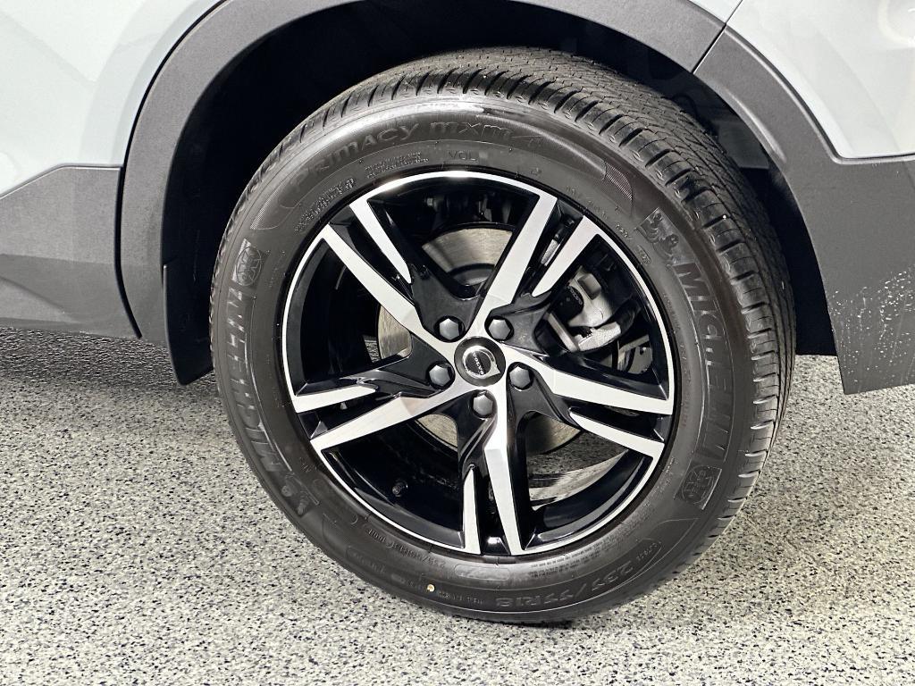 new 2026 Volvo XC40 car, priced at $43,295