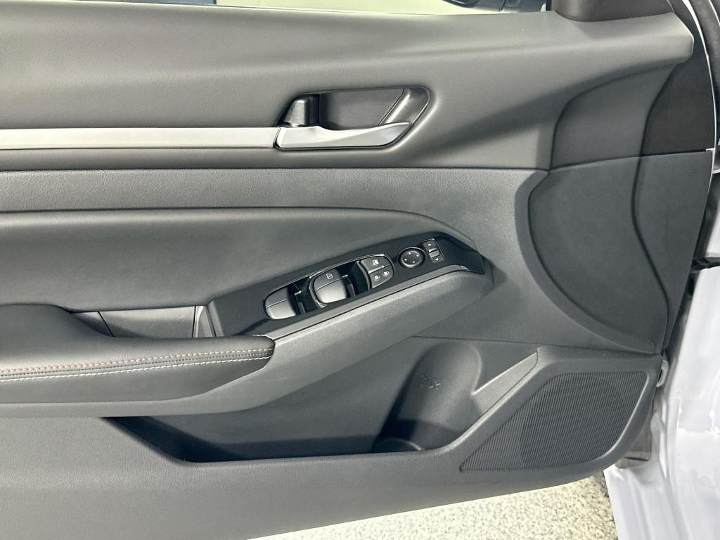 used 2024 Nissan Altima car, priced at $22,487