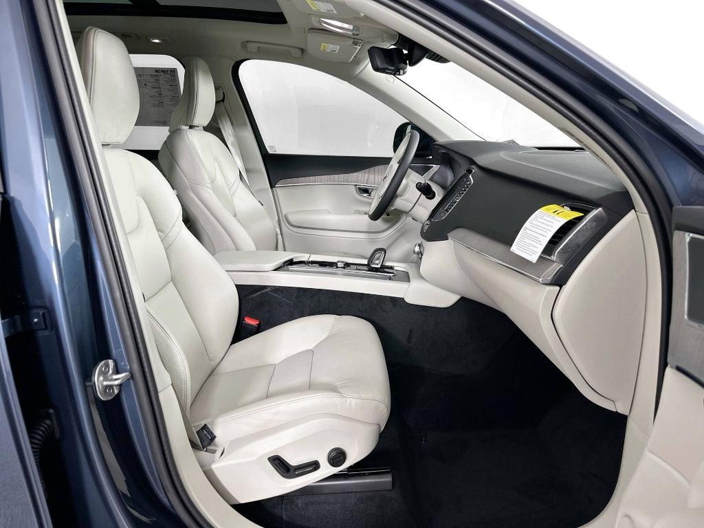 new 2025 Volvo XC90 Plug-In Hybrid car, priced at $64,610