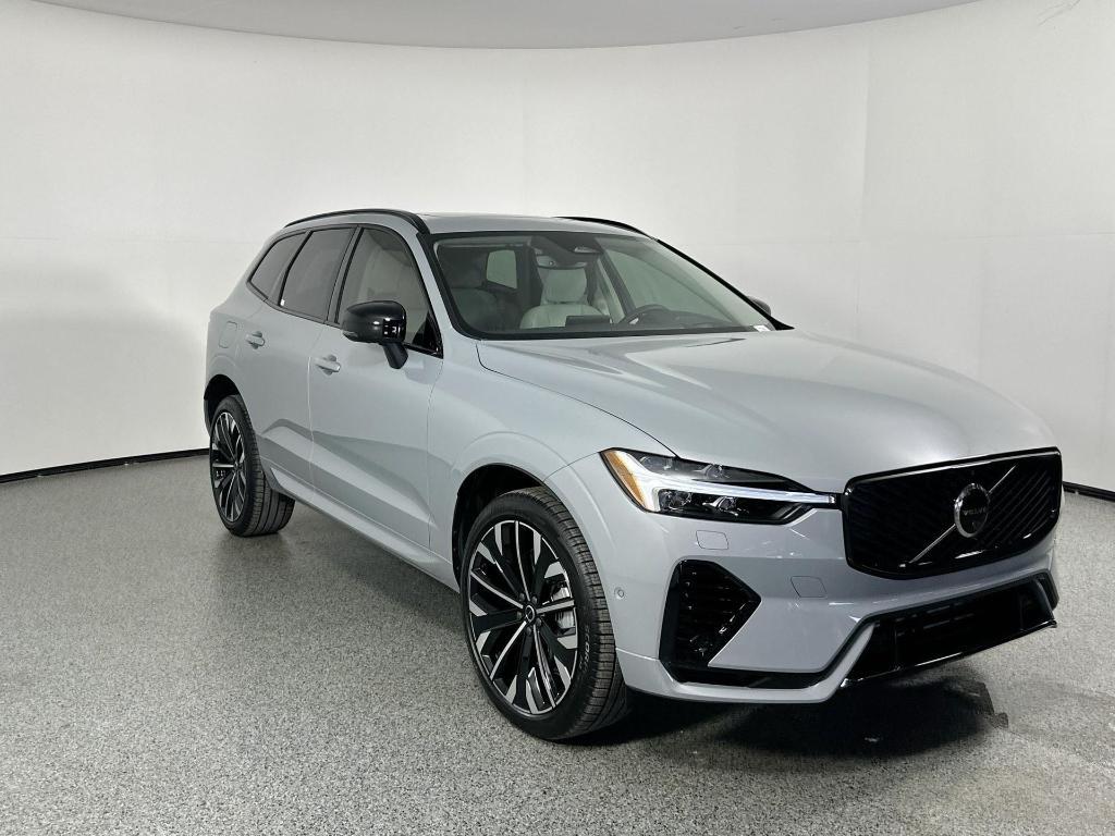 new 2026 Volvo XC60 Plug-In Hybrid car, priced at $75,235