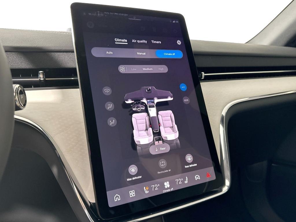 new 2025 Volvo EX90 car, priced at $75,994