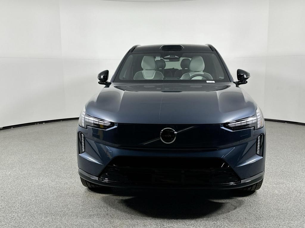 new 2025 Volvo EX90 car, priced at $86,140