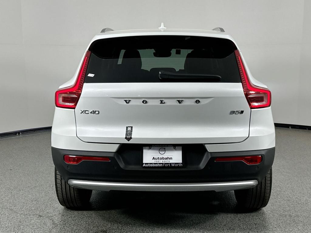 new 2025 Volvo XC40 car, priced at $46,815