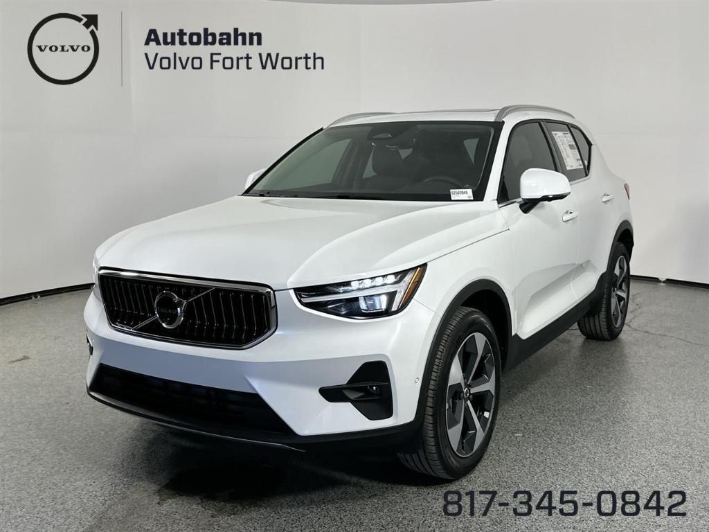 new 2025 Volvo XC40 car, priced at $42,815