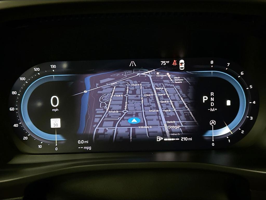 new 2025 Volvo XC40 car, priced at $42,815