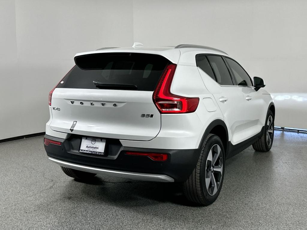 new 2025 Volvo XC40 car, priced at $46,815