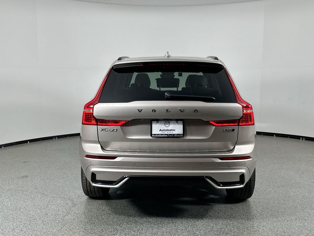 new 2025 Volvo XC60 car, priced at $53,441