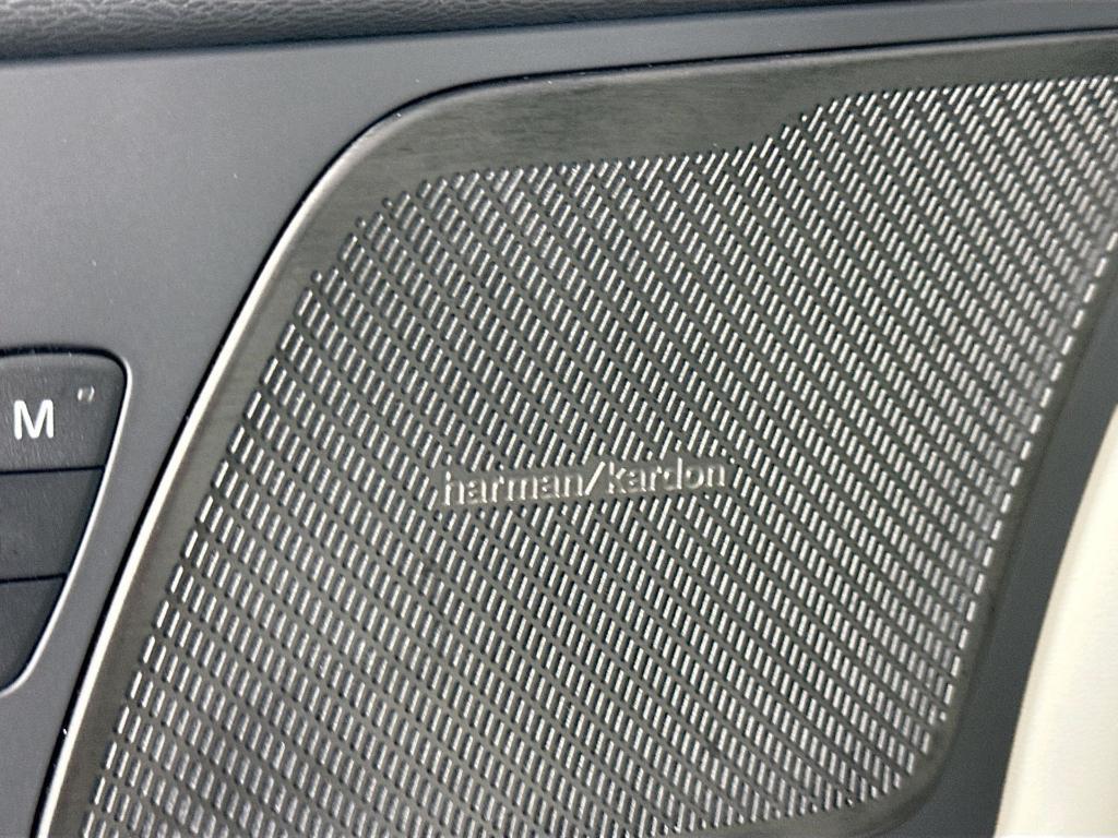 new 2025 Volvo XC60 car, priced at $53,441