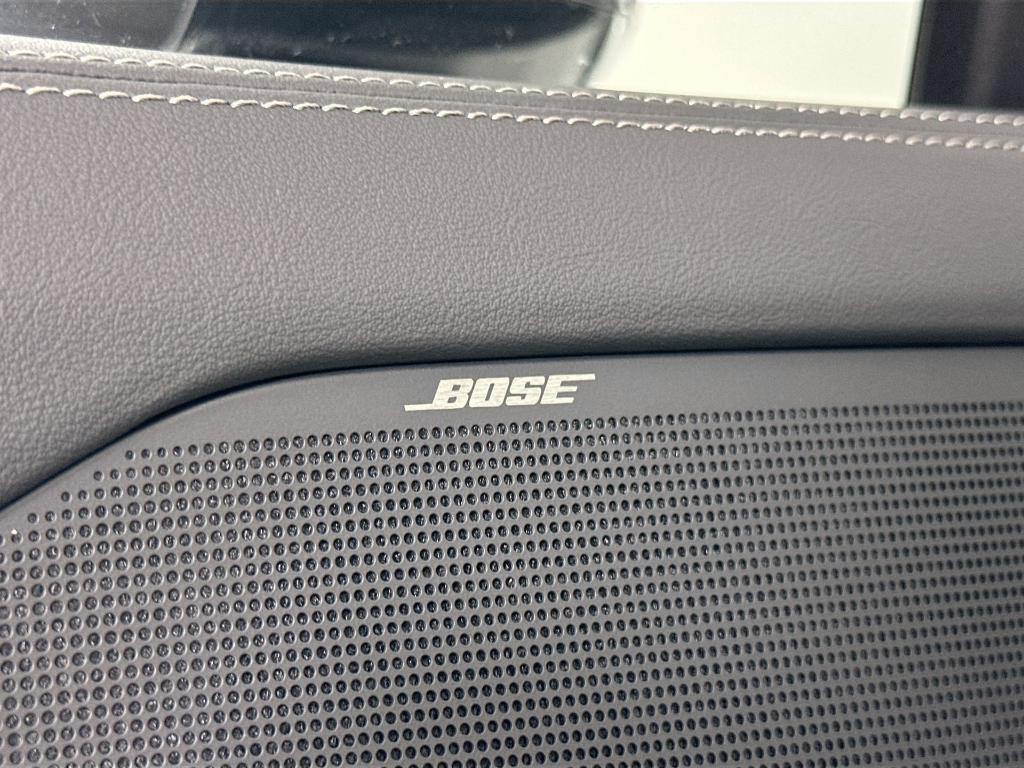 new 2025 Volvo EX90 car, priced at $76,675