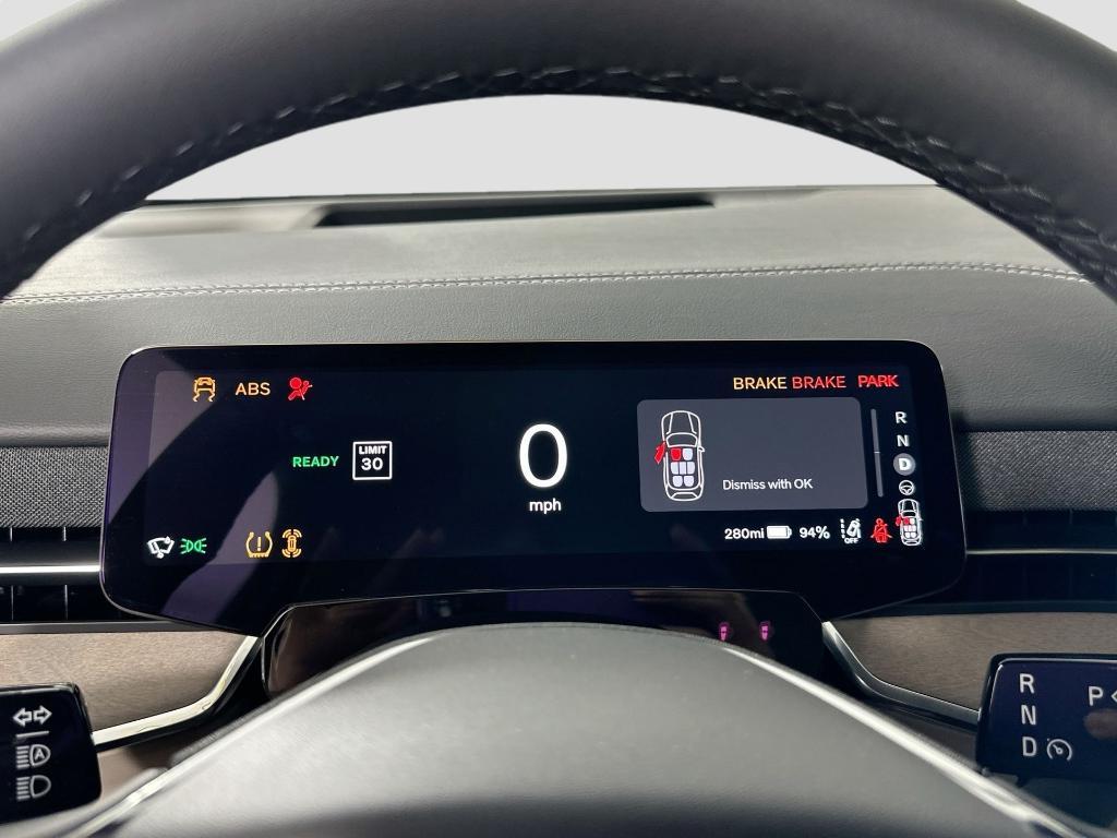 new 2025 Volvo EX90 car, priced at $76,675