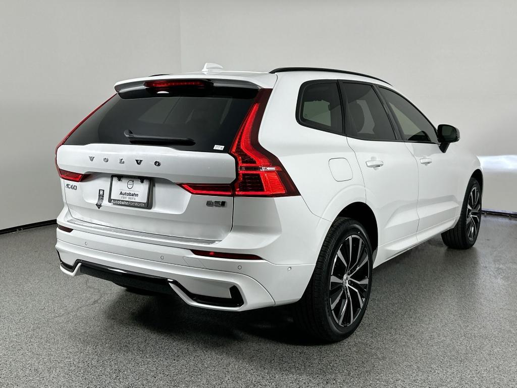 new 2025 Volvo XC60 car, priced at $55,385
