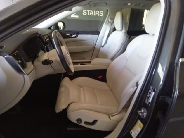 used 2022 Volvo XC60 car, priced at $38,303