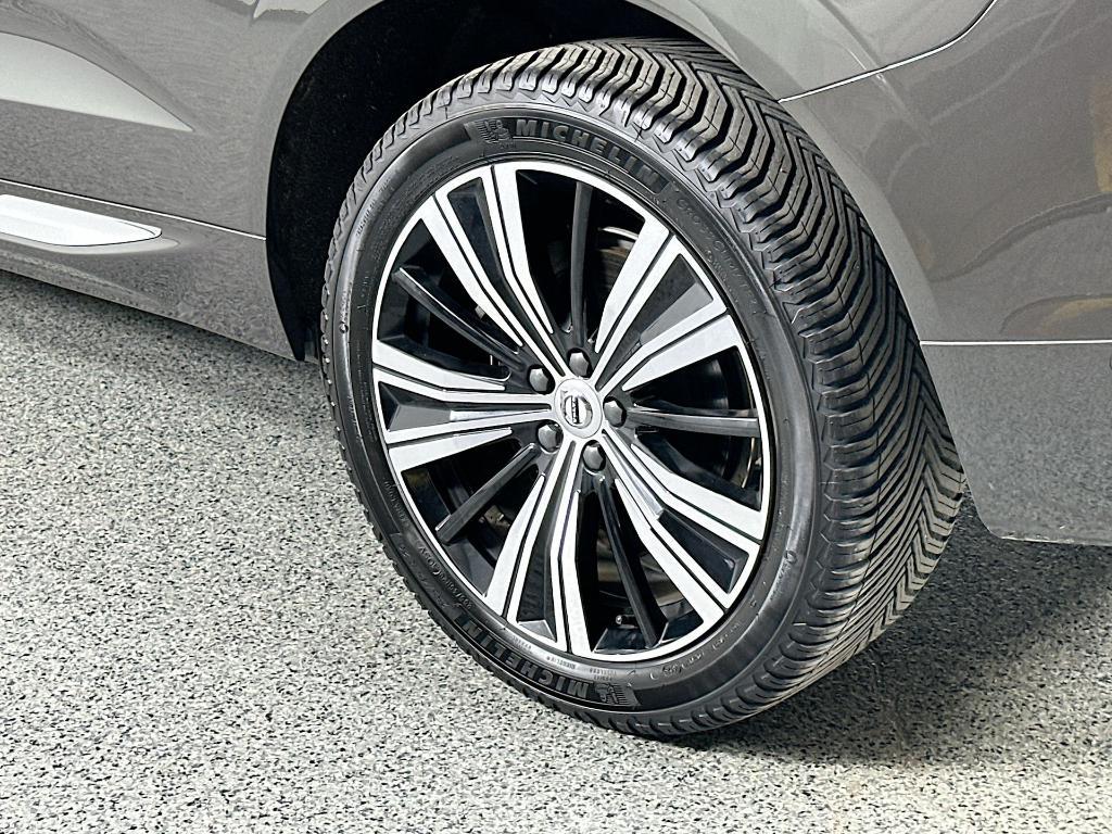 used 2022 Volvo XC60 car, priced at $35,991