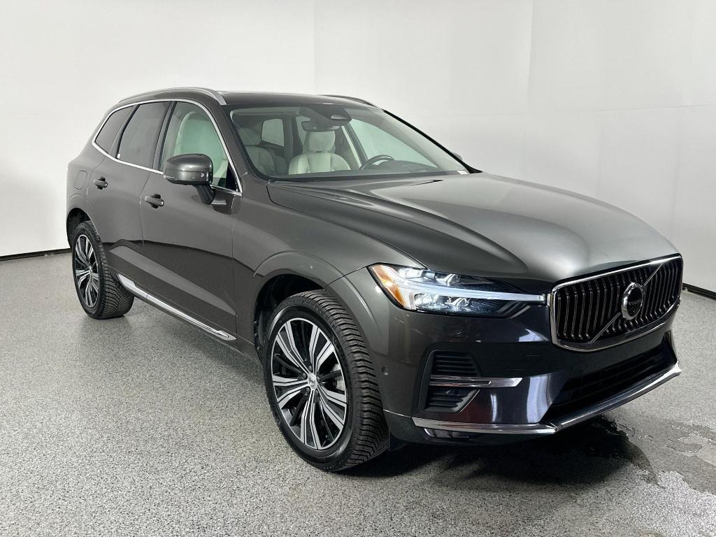 used 2022 Volvo XC60 car, priced at $35,991