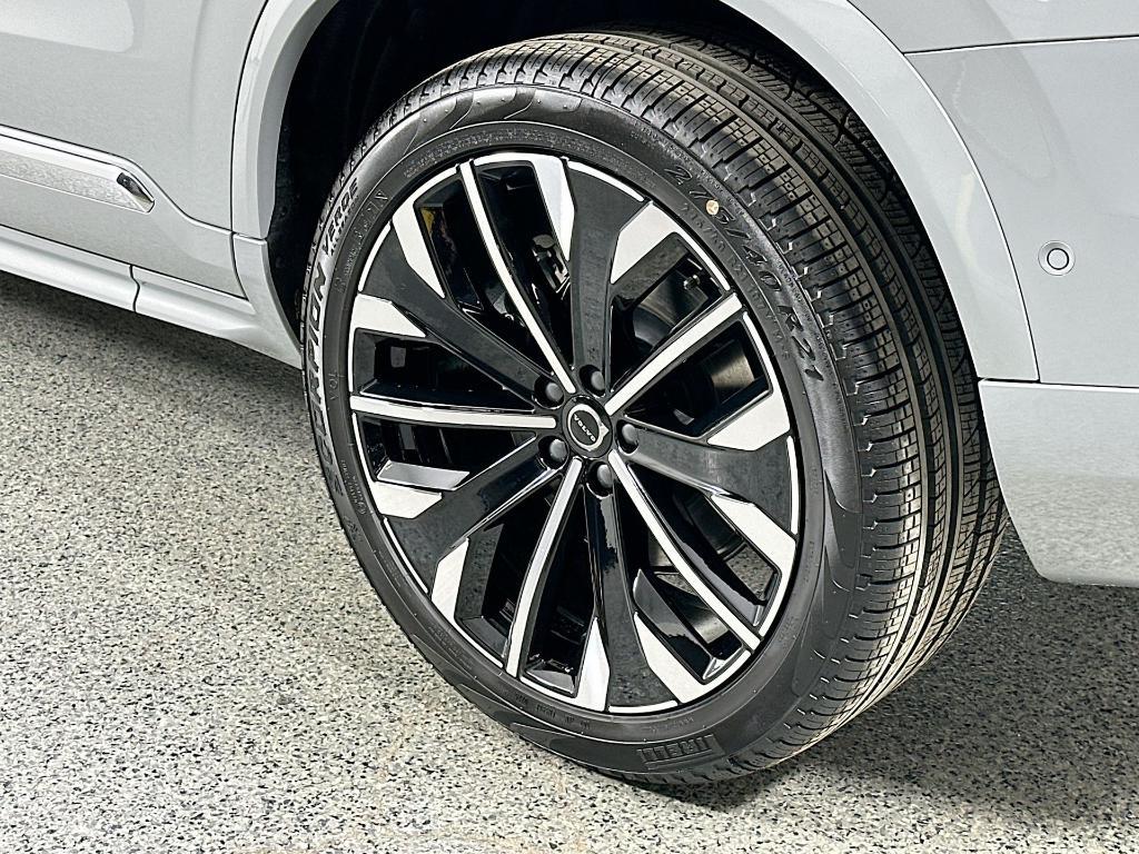 new 2025 Volvo XC90 Plug-In Hybrid car, priced at $73,441