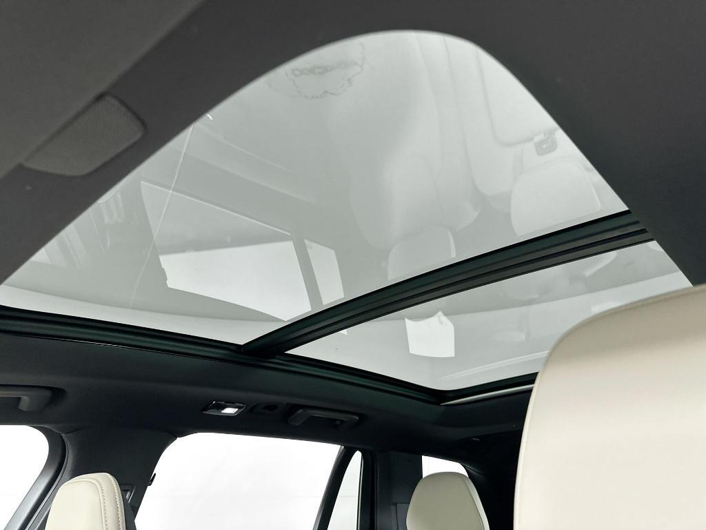 new 2025 Volvo XC90 Plug-In Hybrid car, priced at $78,805