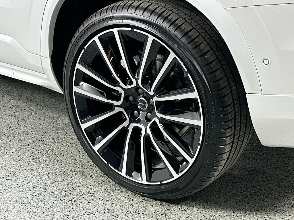 new 2026 Volvo XC90 car, priced at $82,045