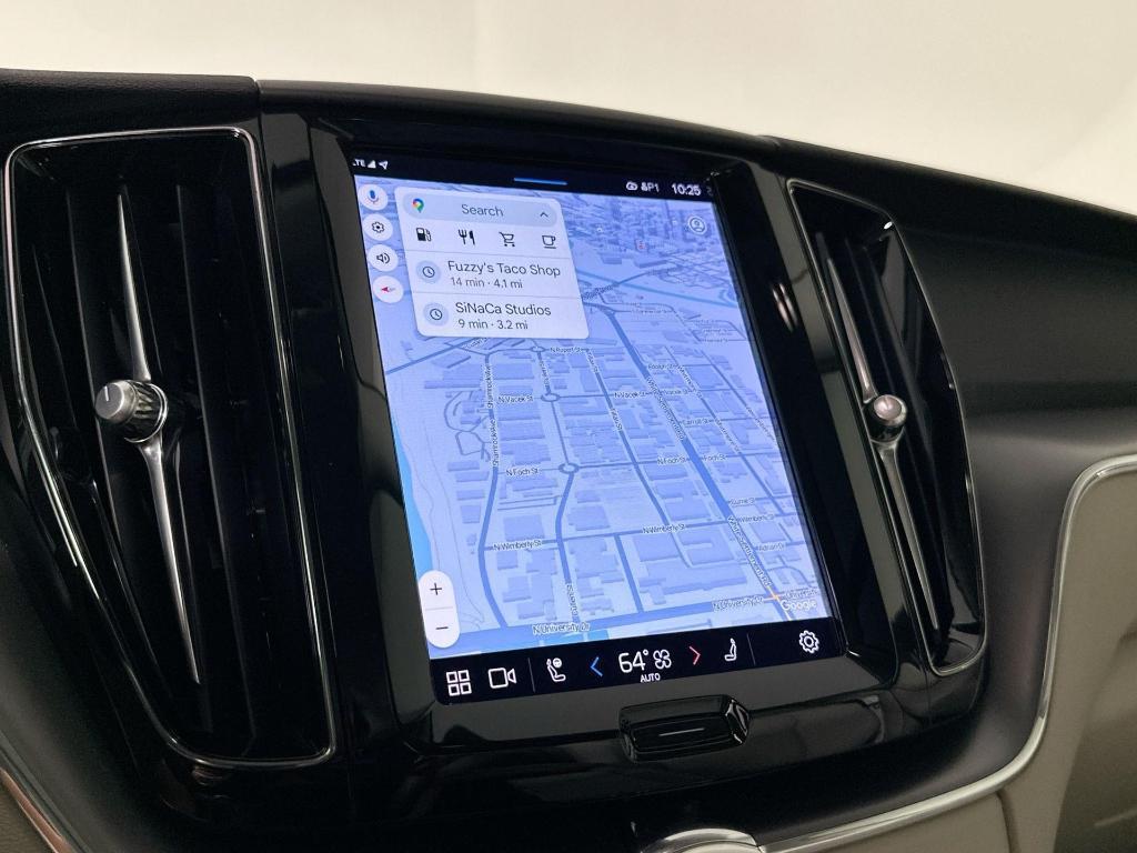 used 2023 Volvo XC60 car, priced at $33,124