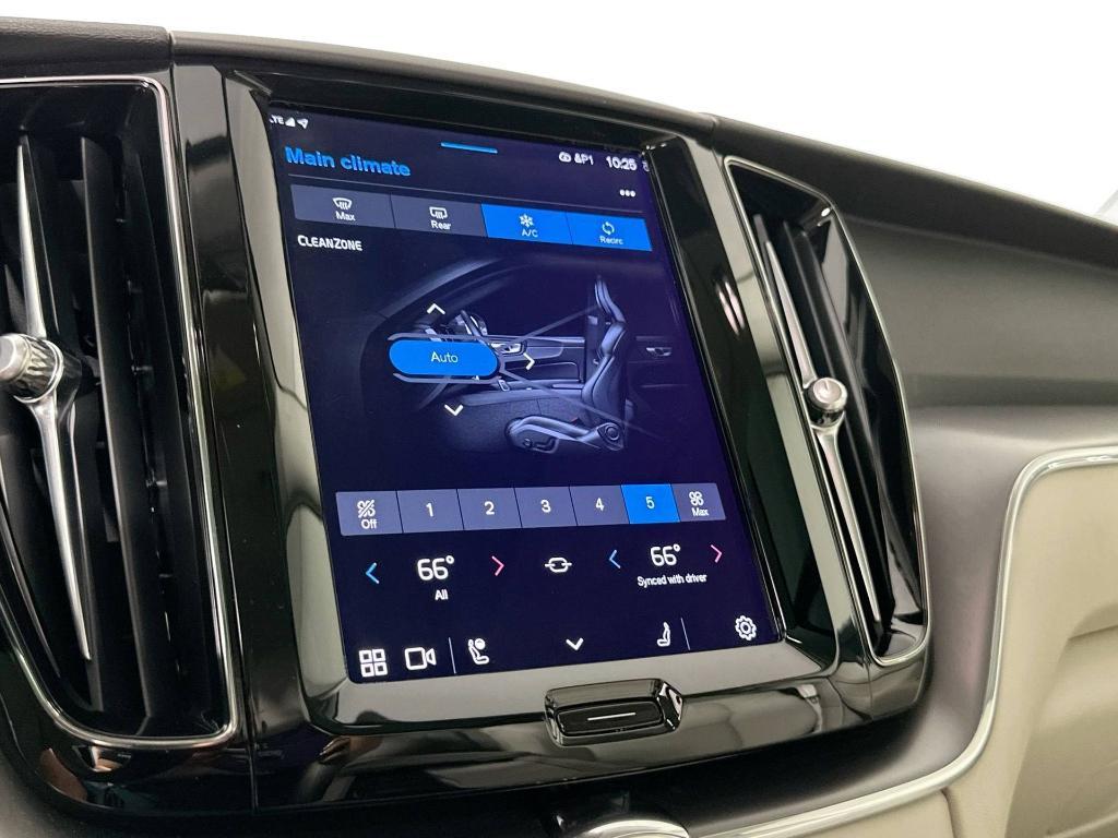 used 2023 Volvo XC60 car, priced at $33,124